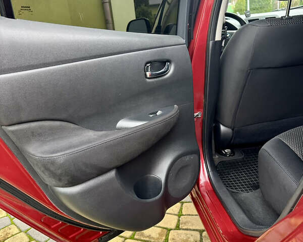 Ниссан Лиф, объемом двигателя 0 л и пробегом 97 тыс. км за 5900 $, фото 18 на Automoto.ua