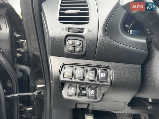 Ниссан Лиф, объемом двигателя 0 л и пробегом 116 тыс. км за 7800 $, фото 50 на Automoto.ua