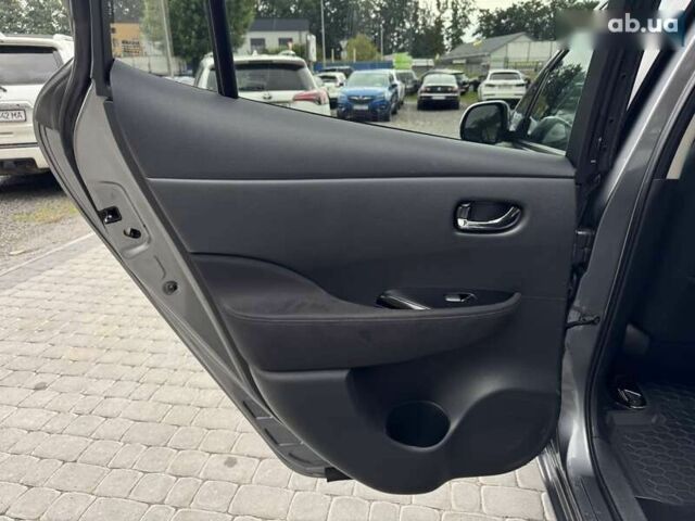 Ніссан Ліф, об'ємом двигуна 0 л та пробігом 159 тис. км за 7500 $, фото 20 на Automoto.ua