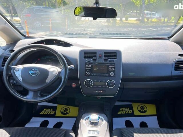 Ниссан Лиф, объемом двигателя 0 л и пробегом 149 тыс. км за 6999 $, фото 11 на Automoto.ua