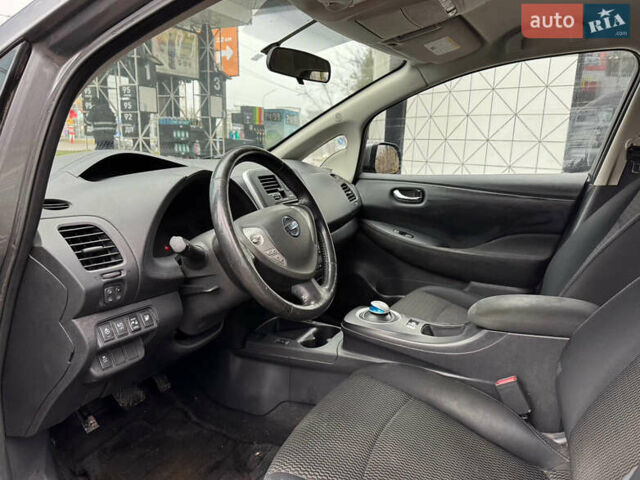 Ниссан Лиф, объемом двигателя 0 л и пробегом 129 тыс. км за 5400 $, фото 9 на Automoto.ua