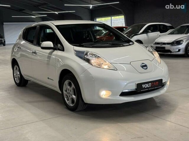 Ниссан Лиф, объемом двигателя 0 л и пробегом 99 тыс. км за 7000 $, фото 13 на Automoto.ua