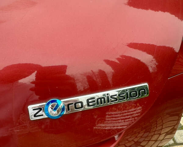 Ниссан Лиф, объемом двигателя 0 л и пробегом 97 тыс. км за 5900 $, фото 12 на Automoto.ua