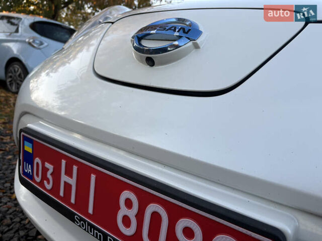 Ниссан Лиф 2014 в Луцке на Automoto.ua Ниссан Лиф, объемом двигателя 0 л и пробегом 117 тыс. км за 6000 $, фото 9 на Automoto.ua