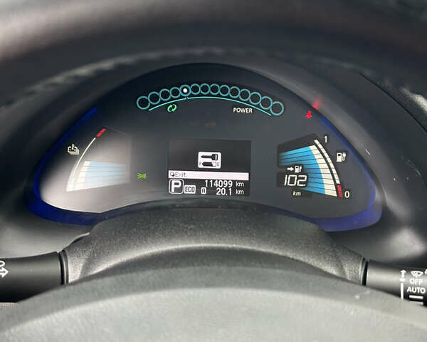Ниссан Лиф, объемом двигателя 0 л и пробегом 114 тыс. км за 7200 $, фото 6 на Automoto.ua