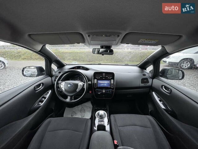 Ниссан Лиф, объемом двигателя 0 л и пробегом 116 тыс. км за 7800 $, фото 4 на Automoto.ua