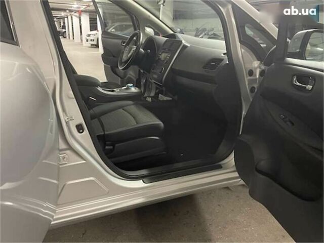 Ниссан Лиф, объемом двигателя 0 л и пробегом 88 тыс. км за 7800 $, фото 10 на Automoto.ua