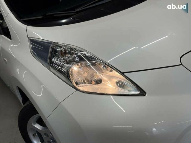 Ниссан Лиф, объемом двигателя 0 л и пробегом 99 тыс. км за 7000 $, фото 4 на Automoto.ua