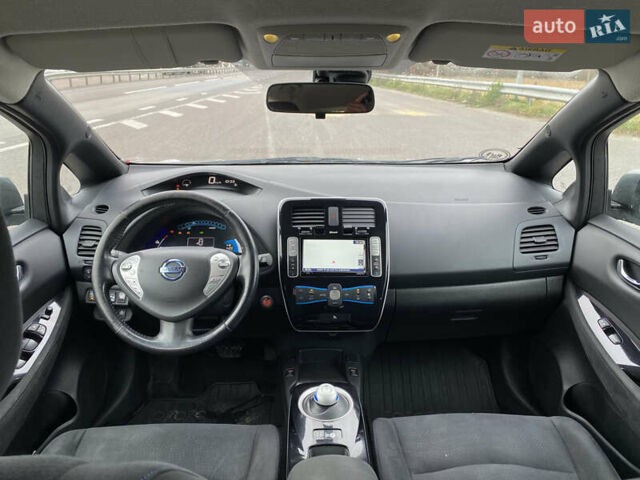 Ниссан Лиф, объемом двигателя 0 л и пробегом 220 тыс. км за 4399 $, фото 21 на Automoto.ua