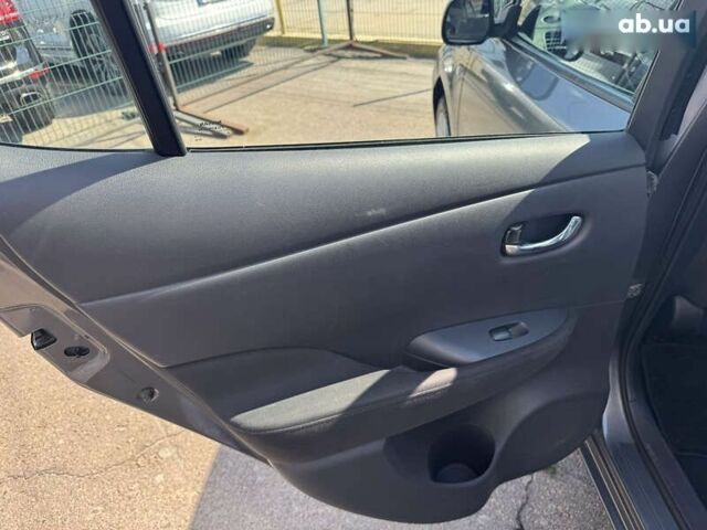 Ниссан Лиф, объемом двигателя 0 л и пробегом 125 тыс. км за 6990 $, фото 23 на Automoto.ua