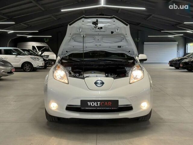 Ниссан Лиф, объемом двигателя 0 л и пробегом 99 тыс. км за 7000 $, фото 17 на Automoto.ua