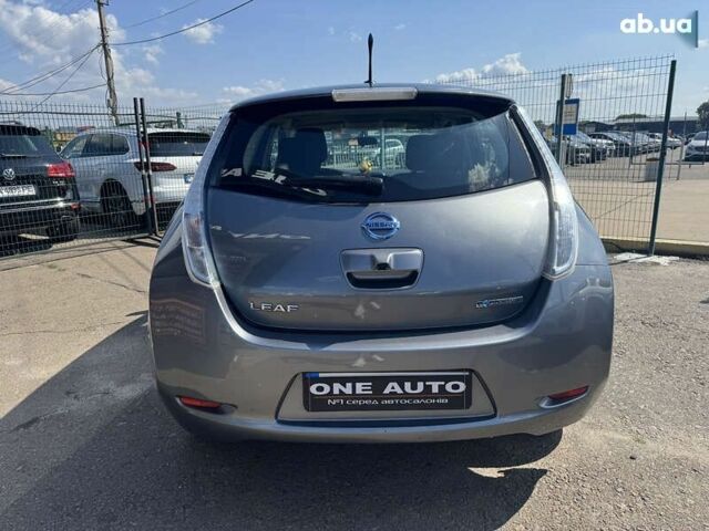 Ниссан Лиф, объемом двигателя 0 л и пробегом 125 тыс. км за 6990 $, фото 7 на Automoto.ua