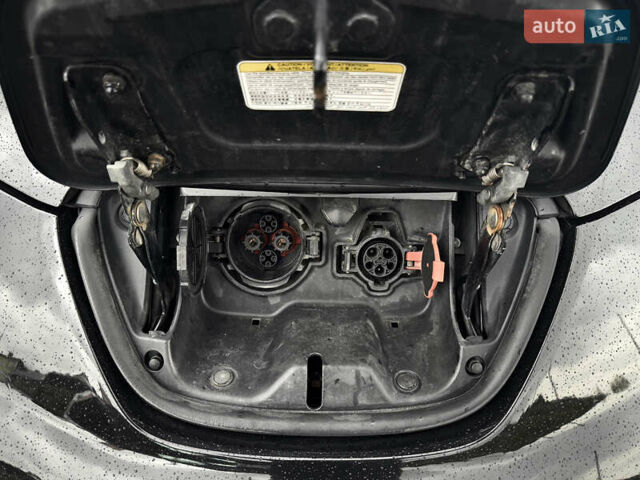 Ниссан Лиф, объемом двигателя 0 л и пробегом 116 тыс. км за 7800 $, фото 59 на Automoto.ua