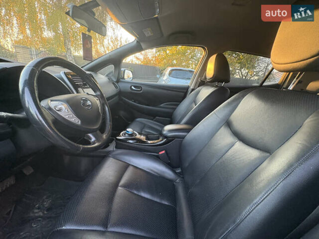 Ниссан Лиф 2014 в Луцке на Automoto.ua Ниссан Лиф, объемом двигателя 0 л и пробегом 117 тыс. км за 6000 $, фото 19 на Automoto.ua