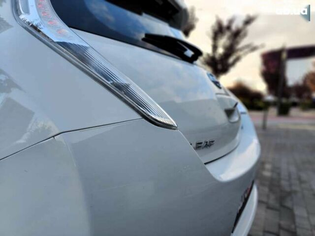 Ніссан Ліф, об'ємом двигуна 0 л та пробігом 114 тис. км за 5990 $, фото 16 на Automoto.ua