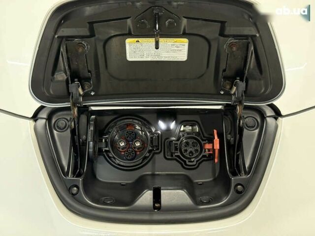 Ниссан Лиф, объемом двигателя 0 л и пробегом 99 тыс. км за 7000 $, фото 19 на Automoto.ua