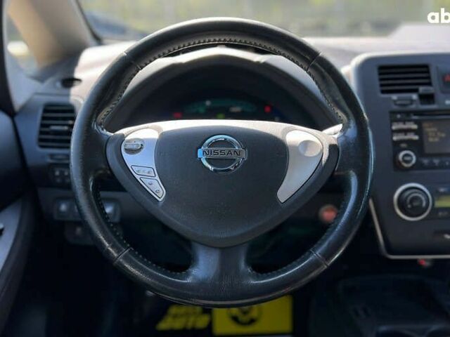 Ниссан Лиф, объемом двигателя 0 л и пробегом 149 тыс. км за 6999 $, фото 13 на Automoto.ua