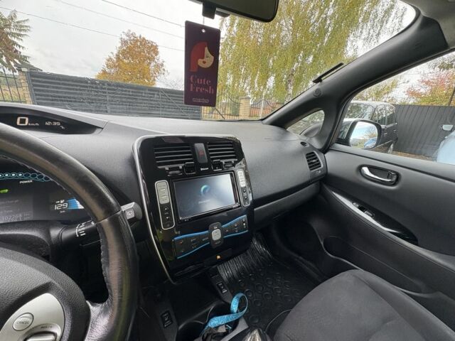 Ниссан Лиф, объемом двигателя 0 л и пробегом 102 тыс. км за 6000 $, фото 21 на Automoto.ua