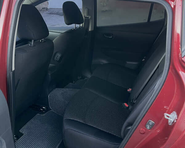 Ниссан Лиф, объемом двигателя 0 л и пробегом 149 тыс. км за 7700 $, фото 13 на Automoto.ua