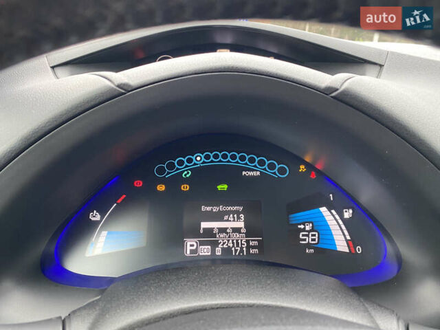 Ниссан Лиф, объемом двигателя 0 л и пробегом 220 тыс. км за 4399 $, фото 14 на Automoto.ua