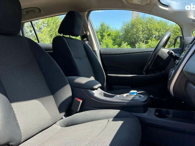 Ниссан Лиф, объемом двигателя 0 л и пробегом 149 тыс. км за 6999 $, фото 8 на Automoto.ua