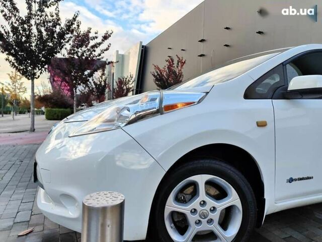 Ніссан Ліф, об'ємом двигуна 0 л та пробігом 114 тис. км за 5990 $, фото 4 на Automoto.ua