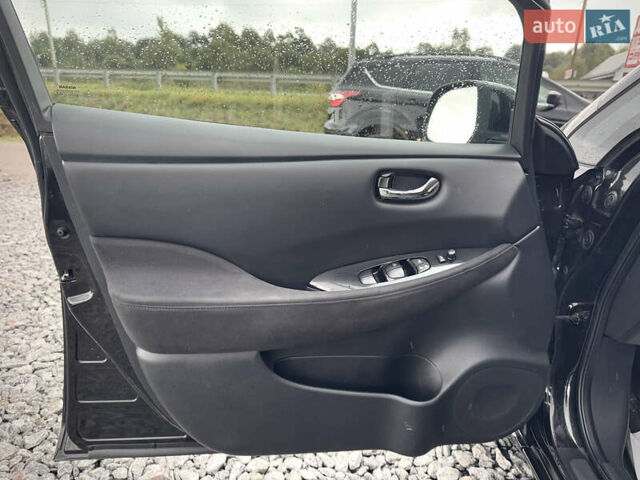 Ниссан Лиф, объемом двигателя 0 л и пробегом 116 тыс. км за 7800 $, фото 48 на Automoto.ua