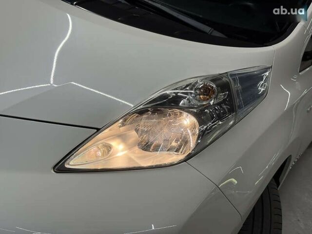 Ниссан Лиф, объемом двигателя 0 л и пробегом 99 тыс. км за 7000 $, фото 6 на Automoto.ua