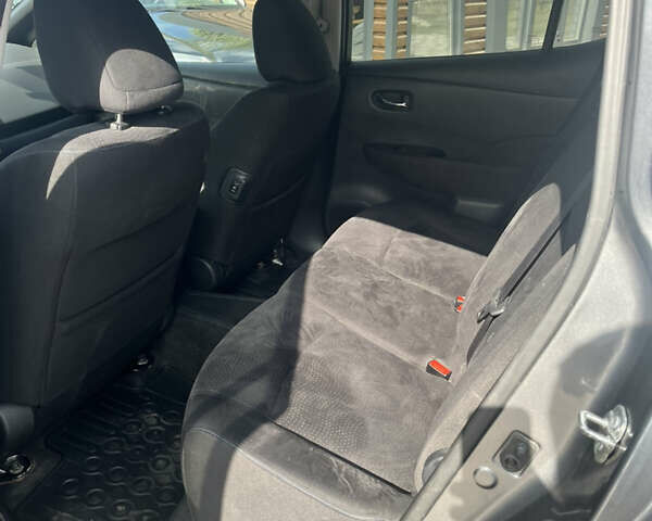 Ниссан Лиф, объемом двигателя 0 л и пробегом 92 тыс. км за 8700 $, фото 4 на Automoto.ua