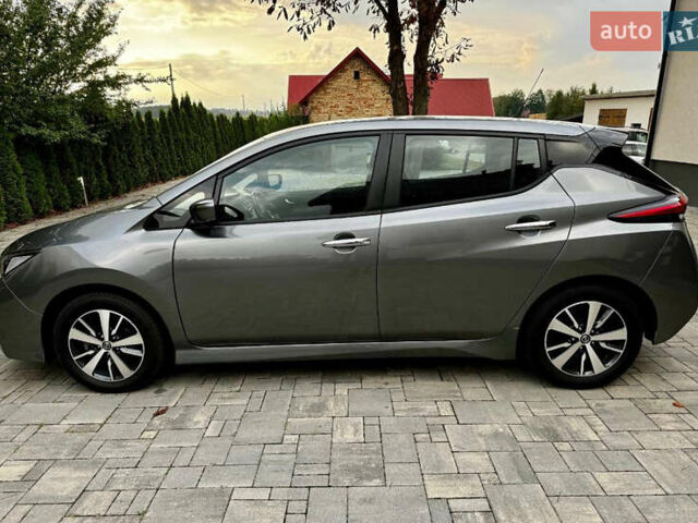 Ниссан Лиф, объемом двигателя 0 л и пробегом 666 тыс. км за 10000 $, фото 1 на Automoto.ua