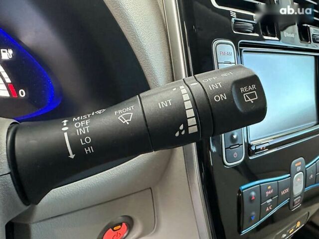 Ниссан Лиф, объемом двигателя 0 л и пробегом 96 тыс. км за 6750 $, фото 11 на Automoto.ua