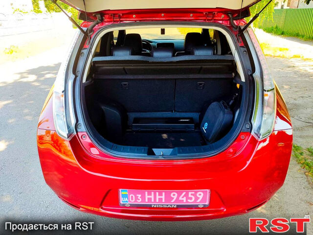 Ниссан Лиф, объемом двигателя 80 л и пробегом 69 тыс. км за 8600 $, фото 5 на Automoto.ua