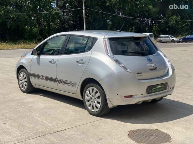 Ниссан Лиф, объемом двигателя 0 л и пробегом 106 тыс. км за 6990 $, фото 8 на Automoto.ua