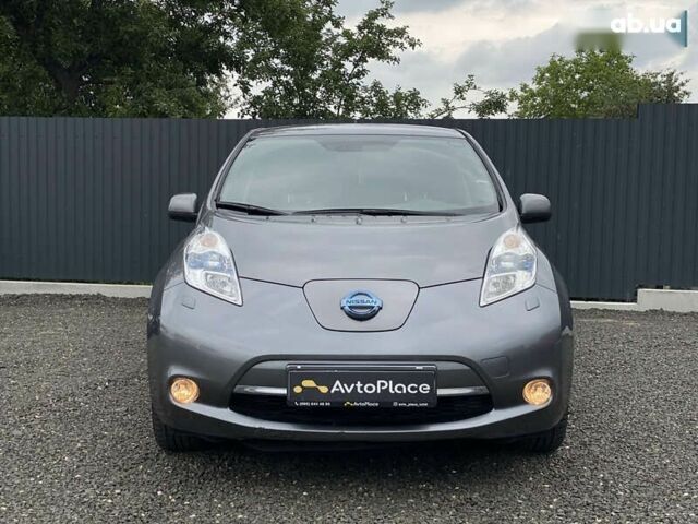 Ниссан Лиф, объемом двигателя 0 л и пробегом 111 тыс. км за 7300 $, фото 5 на Automoto.ua