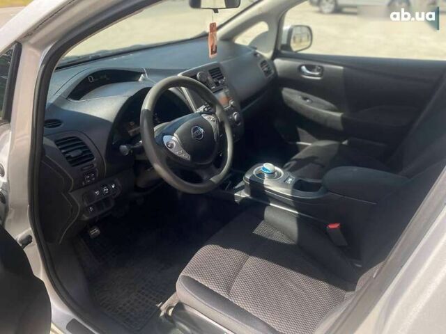 Ниссан Лиф, объемом двигателя 0 л и пробегом 106 тыс. км за 6990 $, фото 14 на Automoto.ua