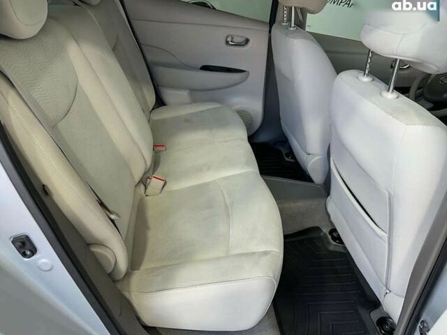 Ниссан Лиф, объемом двигателя 0 л и пробегом 96 тыс. км за 6750 $, фото 22 на Automoto.ua