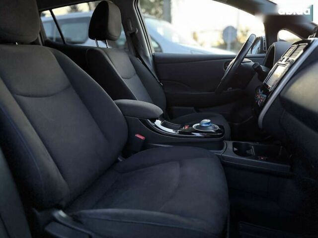 Ниссан Лиф, объемом двигателя 0 л и пробегом 51 тыс. км за 8777 $, фото 12 на Automoto.ua