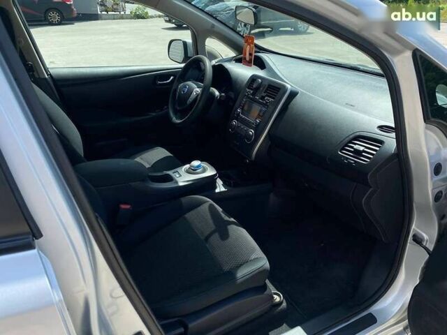 Ниссан Лиф, объемом двигателя 0 л и пробегом 106 тыс. км за 6990 $, фото 18 на Automoto.ua