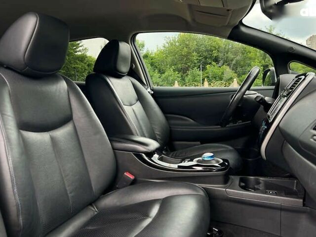 Ніссан Ліф, об'ємом двигуна 0 л та пробігом 156 тис. км за 8999 $, фото 8 на Automoto.ua