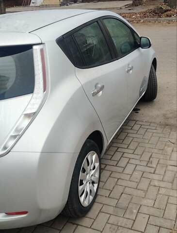 Ніссан Ліф, об'ємом двигуна 0 л та пробігом 68 тис. км за 6600 $, фото 1 на Automoto.ua