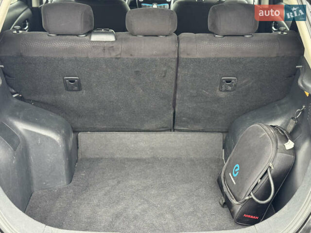 Ниссан Лиф, объемом двигателя 0 л и пробегом 160 тыс. км за 6999 $, фото 15 на Automoto.ua