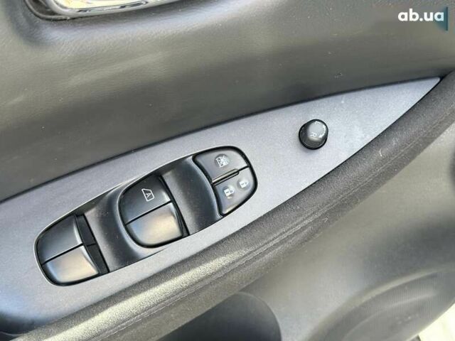 Ниссан Лиф, объемом двигателя 0 л и пробегом 114 тыс. км за 5990 $, фото 17 на Automoto.ua