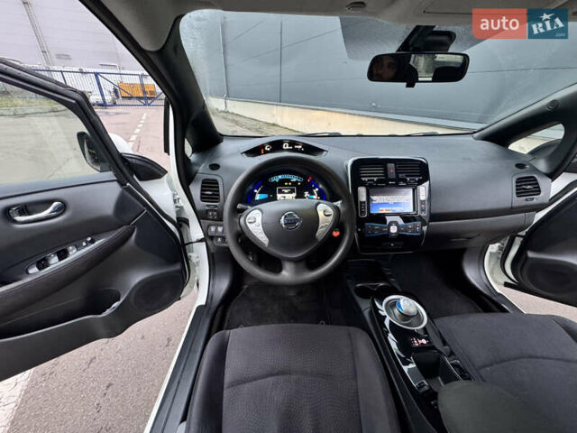 Ниссан Лиф, объемом двигателя 0 л и пробегом 157 тыс. км за 6300 $, фото 24 на Automoto.ua