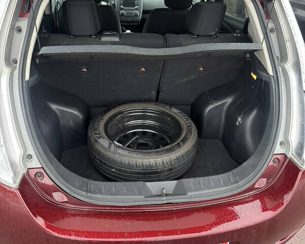 Ниссан Лиф, объемом двигателя 0 л и пробегом 90 тыс. км за 5000 $, фото 4 на Automoto.ua