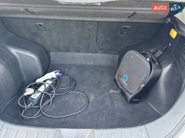 Ніссан Ліф, об'ємом двигуна 0 л та пробігом 98 тис. км за 6600 $, фото 8 на Automoto.ua
