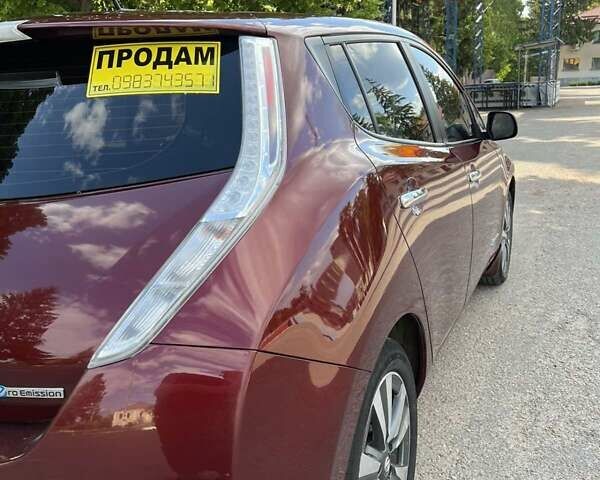 Ніссан Ліф, об'ємом двигуна 0 л та пробігом 50 тис. км за 12000 $, фото 4 на Automoto.ua