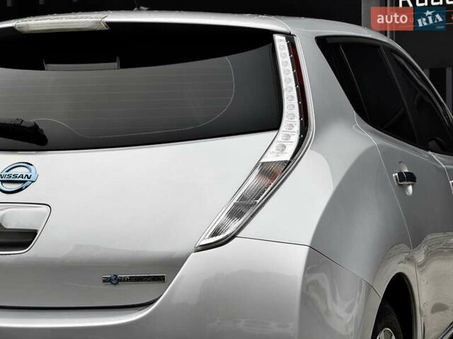 Ниссан Лиф, объемом двигателя 0 л и пробегом 83 тыс. км за 7999 $, фото 16 на Automoto.ua