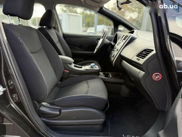 Ниссан Лиф, объемом двигателя 0 л и пробегом 51 тыс. км за 6999 $, фото 10 на Automoto.ua