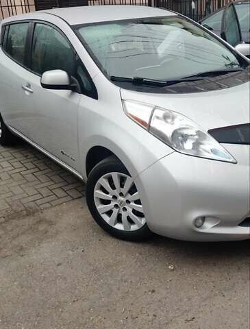 Ніссан Ліф, об'ємом двигуна 0 л та пробігом 68 тис. км за 6600 $, фото 3 на Automoto.ua