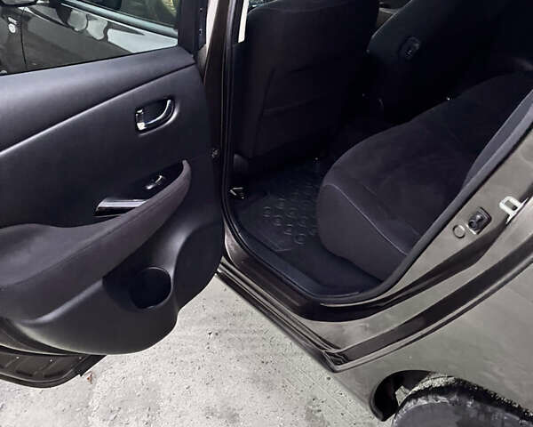 Ниссан Лиф, объемом двигателя 0 л и пробегом 117 тыс. км за 8300 $, фото 12 на Automoto.ua